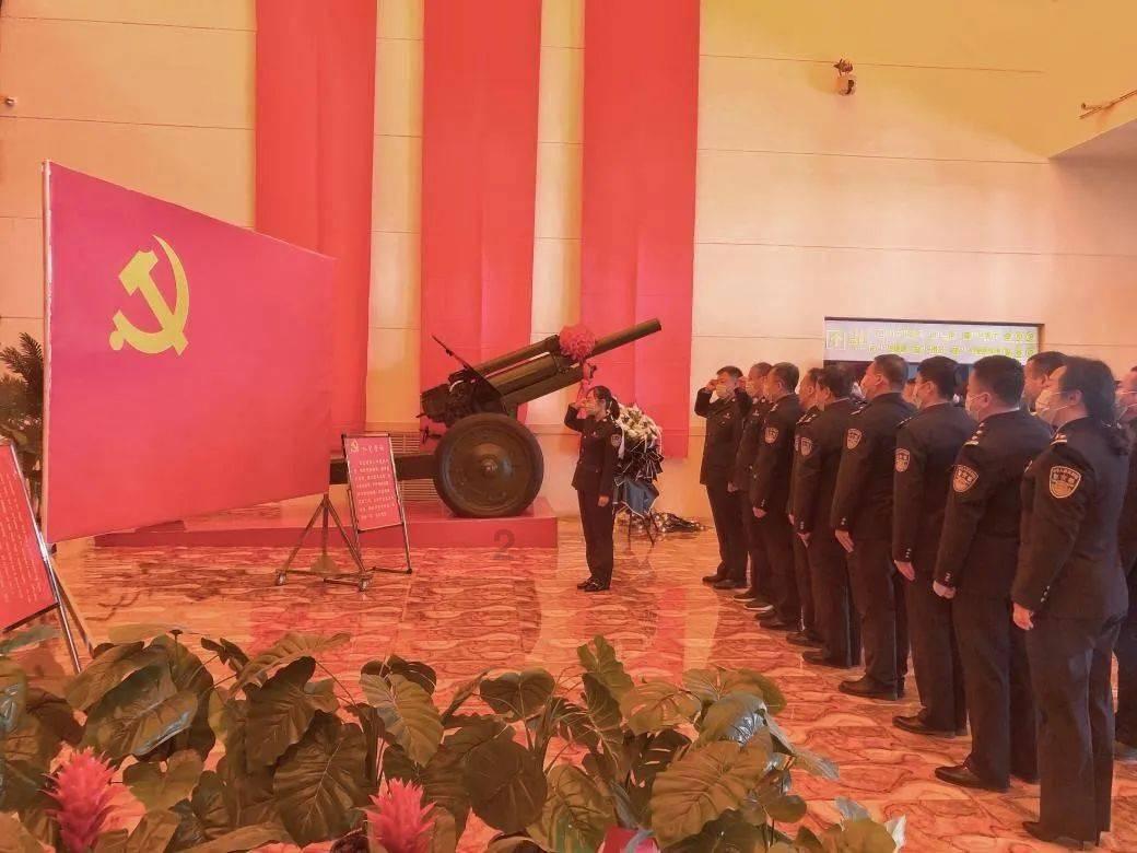 和孩子们去哪个地方旅游比较合适呢？游戏画面